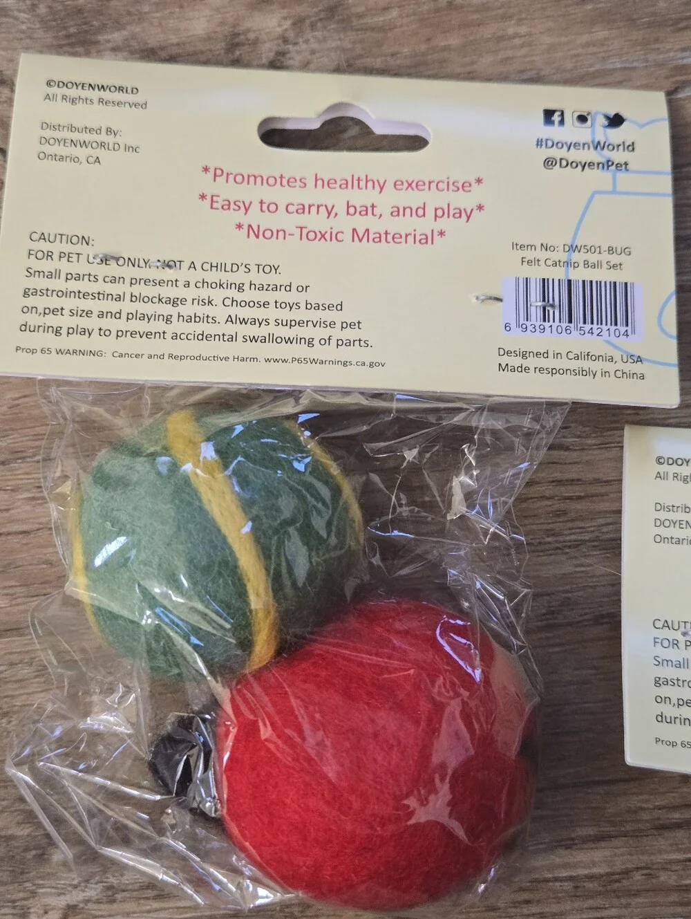 DOYEN WORLD Handmade Cat Toy SET- Felt Balls Infused with Catnip
